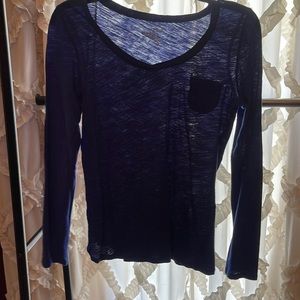 Blue lightweight Old Navy long sleeve with a pocket
